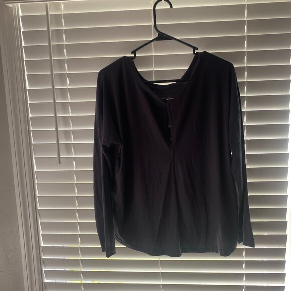 Apana M Athleisure Top - Picture 8 of 12